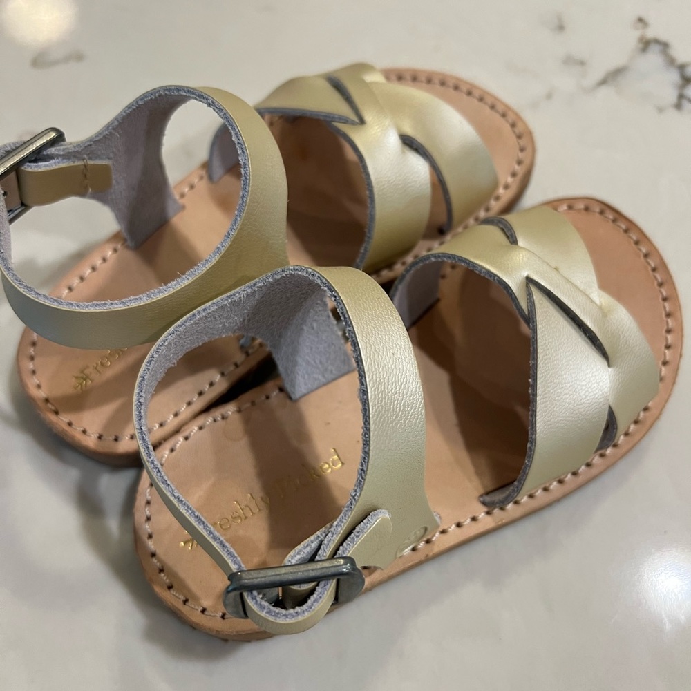 Little Girls Freshly Picked Gold Sandals LIKE NEW